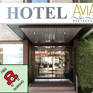 4* Отель Avia